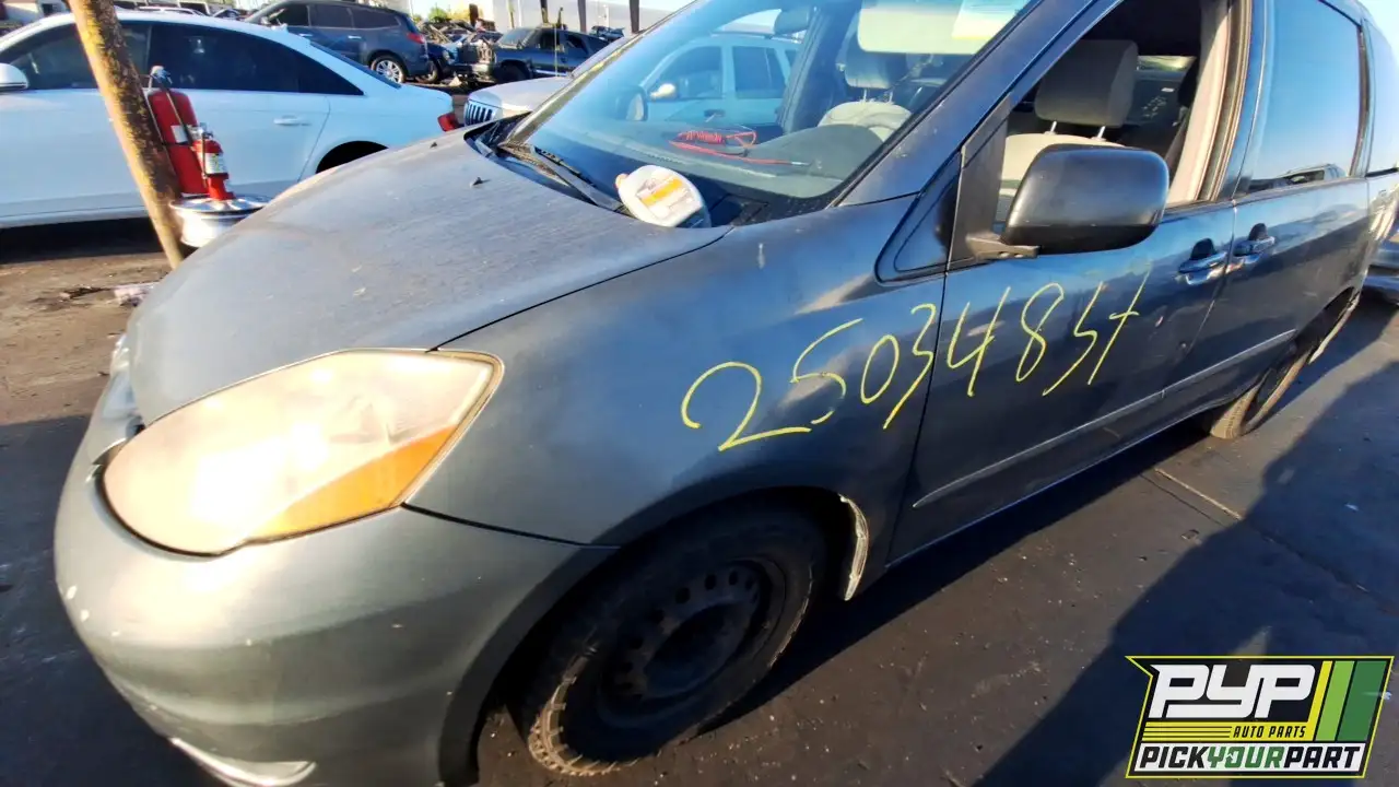 Photo of 2009 Toyota Sienna