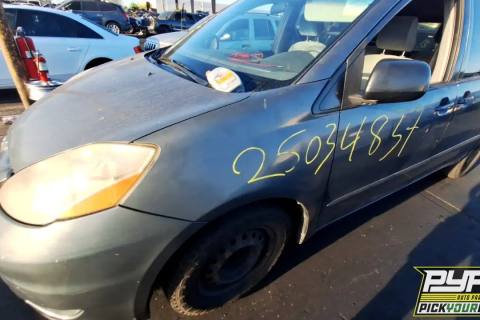 Photo of 2009 Toyota Sienna