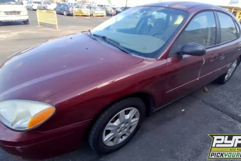 Photo of 2006 Ford Taurus