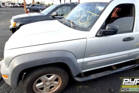 Photo of 2002 Jeep Liberty