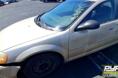 Photo of 2001 Dodge Stratus