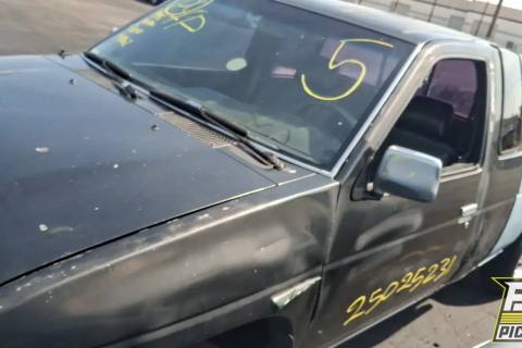 Photo of 1995 Nissan Pickup