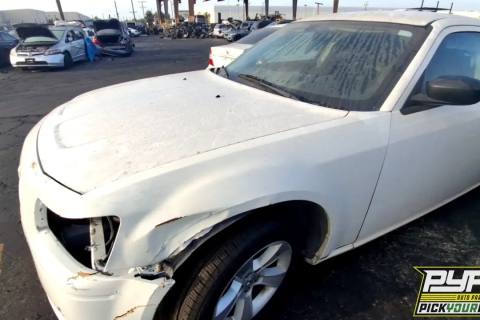 Photo of 2008 Dodge Magnum