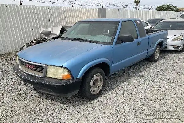 Photo of 2003 GMC Sonoma