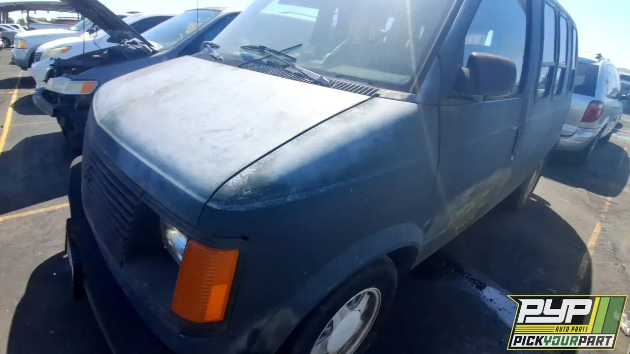 Photo of 2000 Gmc Safari
