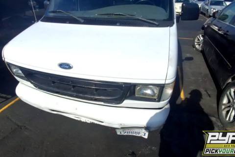 Photo of 2000 Ford E-150 Econoline