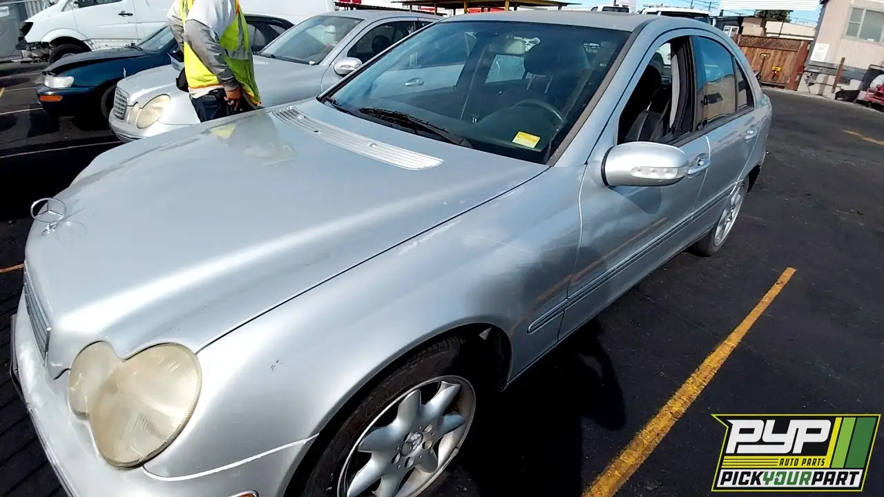 Photo of 2003 Mercedes-Benz C320