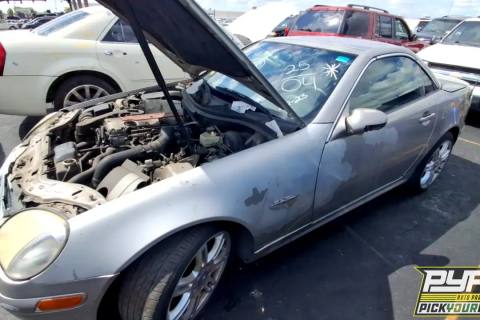 Photo of 2004 Mercedes-Benz Slk230