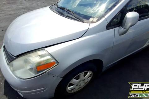 Photo of 2009 Nissan Versa
