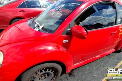 Photo of 2003 Volkswagen Beetle