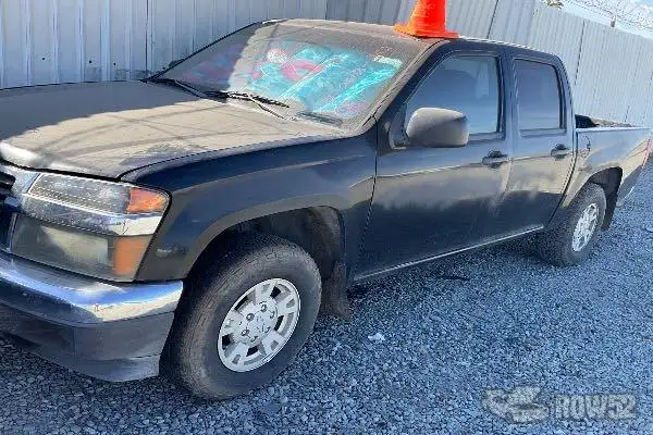 Photo of 2004 GMC Canyon
