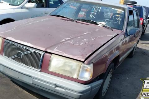 Photo of 1991 Volvo 740