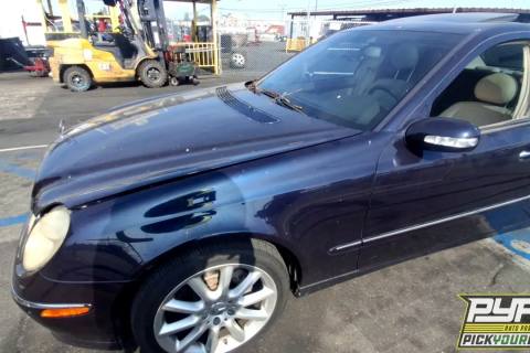 Photo of 2004 Mercedes-Benz E500