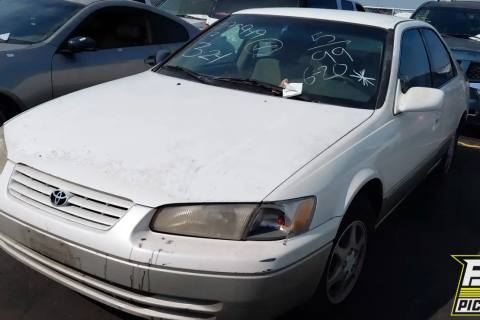Photo of 1999 Toyota Camry
