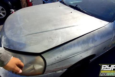 Photo of 2003 Saturn L200