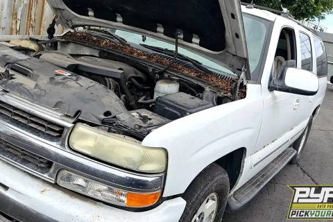 Photo of 2004 Chevrolet Suburban 1500
