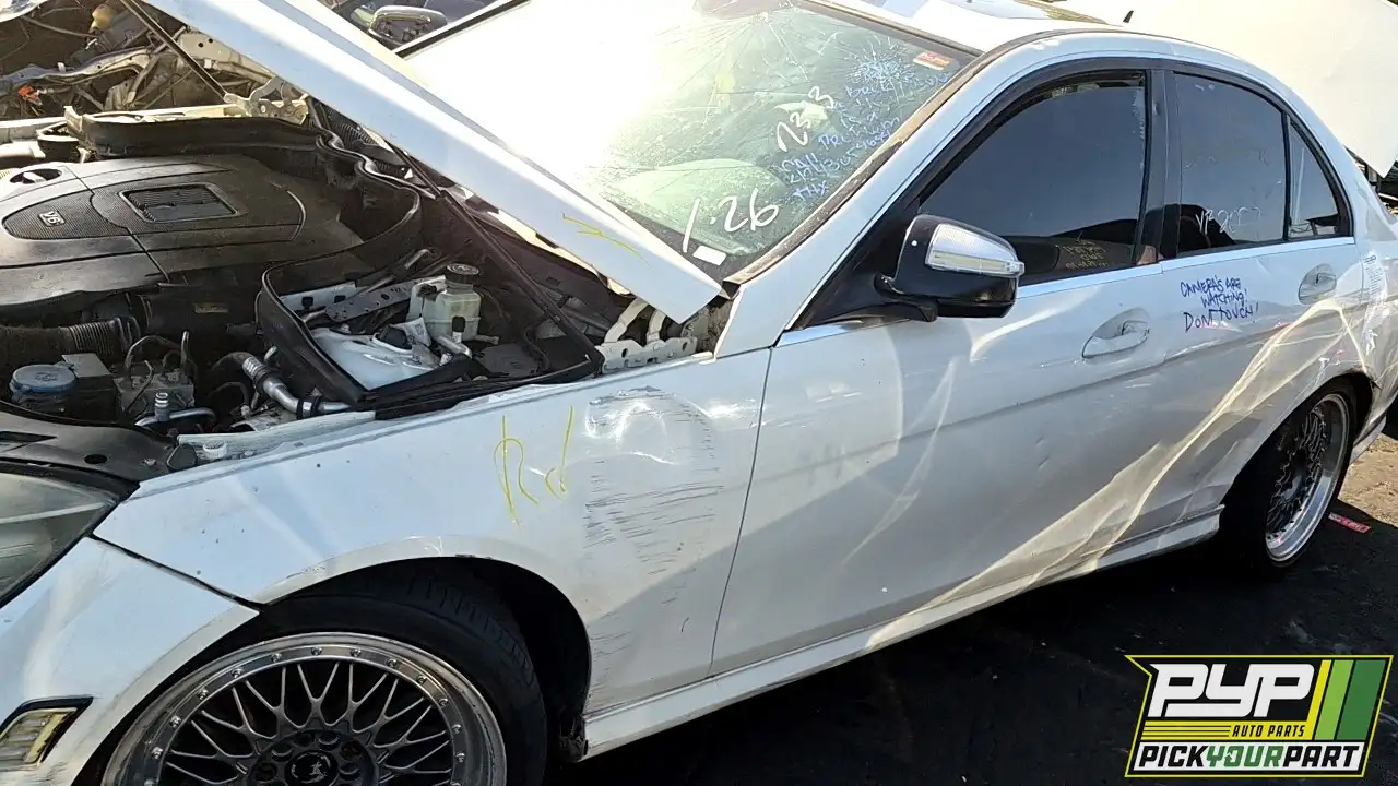 Photo of 2009 Mercedes-Benz C300