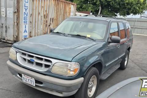 Photo of 1996 Ford Explorer