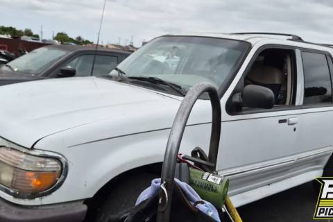 Photo of 1997 Ford Explorer