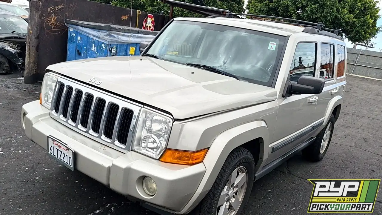 Photo of 2008 Jeep Commander