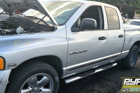 Photo of 2004 Dodge Ram 1500
