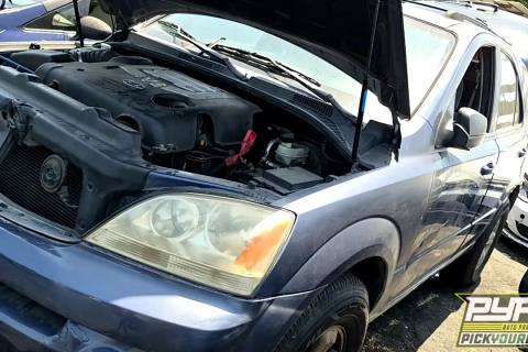 Photo of 2005 Kia Sorento