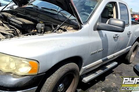 Photo of 2002 Dodge Ram 1500