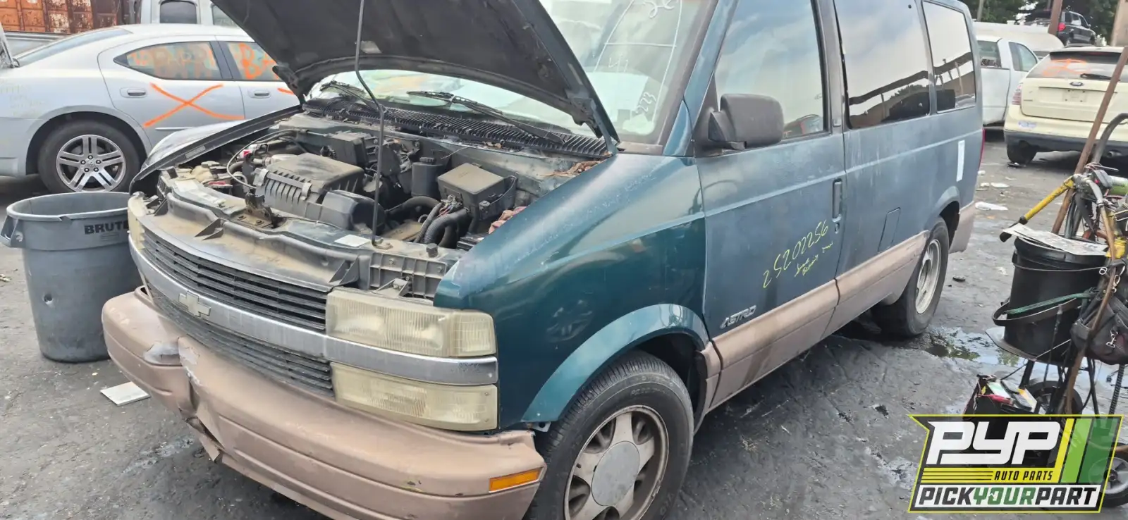 Photo of 1997 Chevrolet Astro