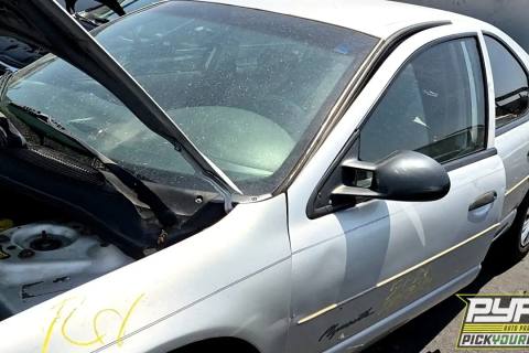 Photo of 2000 Plymouth Breeze