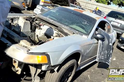 Photo of 2002 Ford Mustang