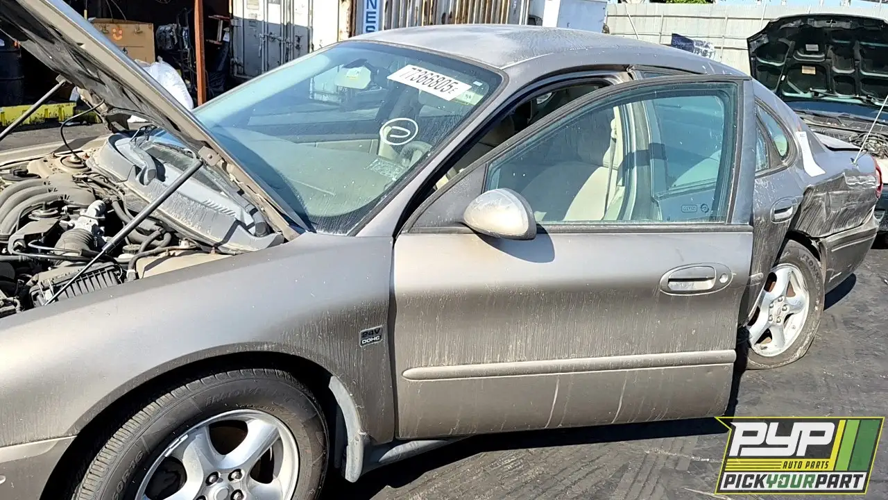 Photo of 2004 Ford Taurus