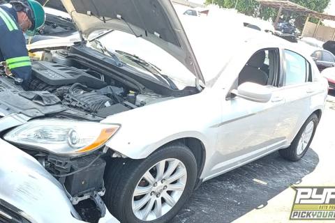 Photo of 2012 Chrysler 200