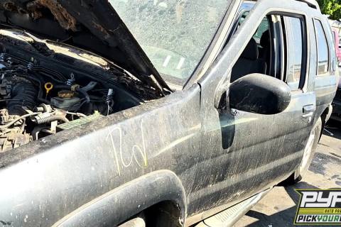 Photo of 2002 Nissan Pathfinder