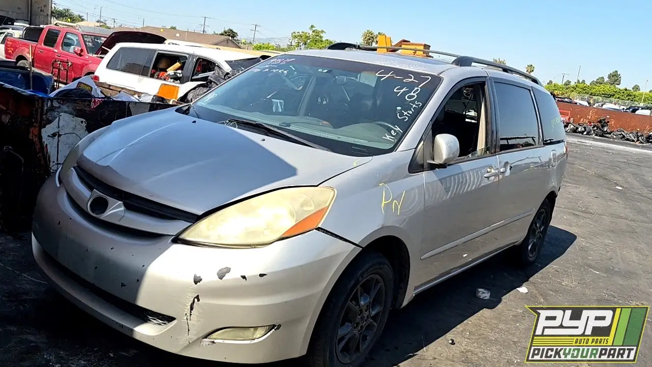 Photo of 2006 Toyota Sienna