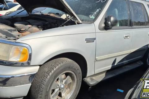 Photo of 1999 Ford Expedition