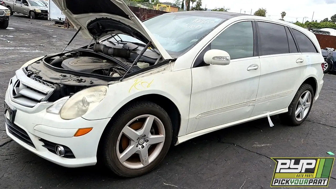 Photo of 2010 Mercedes-Benz R350