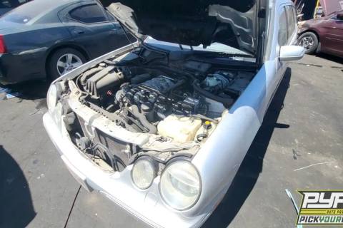 Photo of 2002 Mercedes-Benz E320