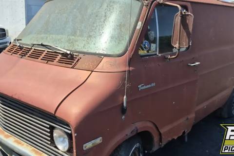 Photo of 1973 Dodge B100 Van