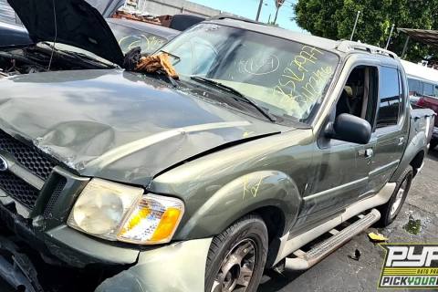 Photo of 2002 Ford Explorer Sport Trac