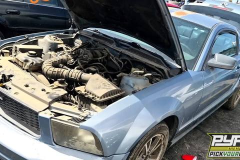 Photo of 2005 Ford Mustang