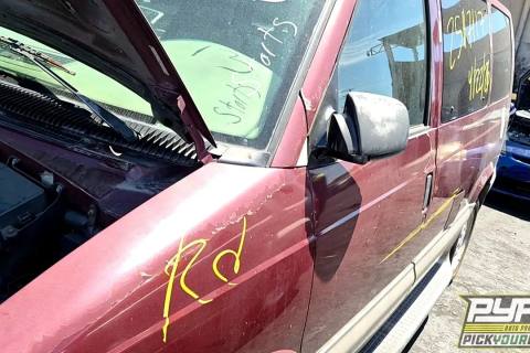 Photo of 2003 Chevrolet Astro