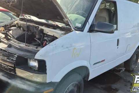 Photo of 1998 Chevrolet Astro