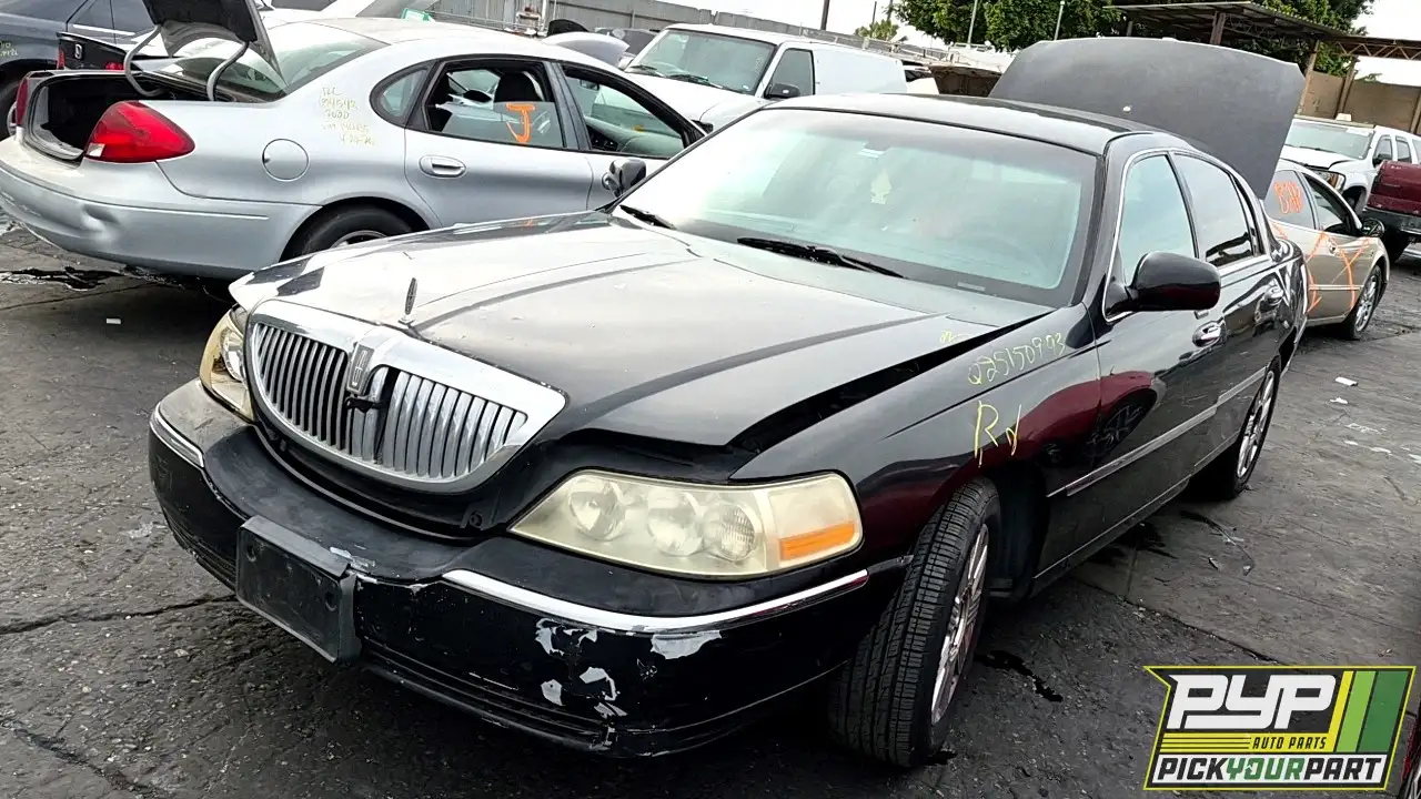 Photo of 2007 Lincoln Town Car