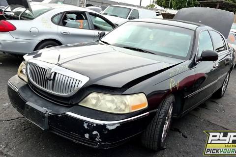 Photo of 2007 Lincoln Town Car