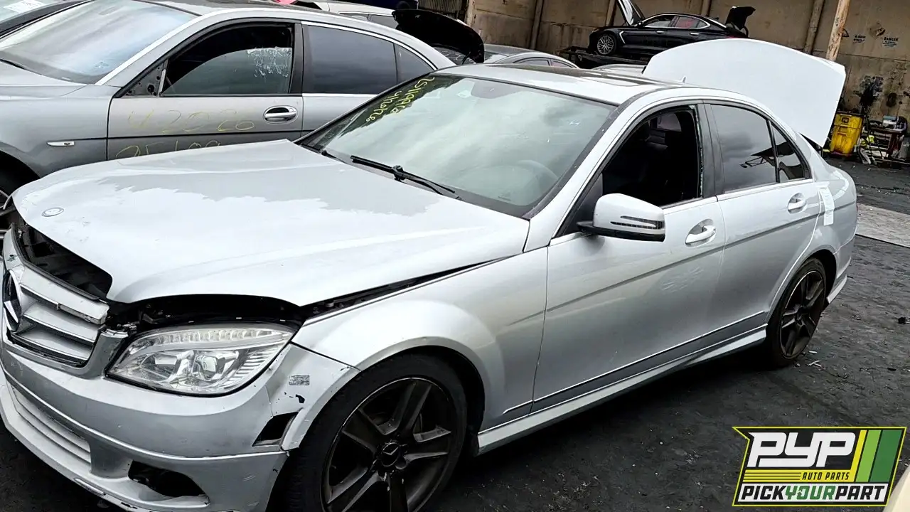 Photo of 2011 Mercedes-Benz C300