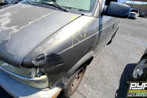 Photo of 2002 Chevrolet Astro