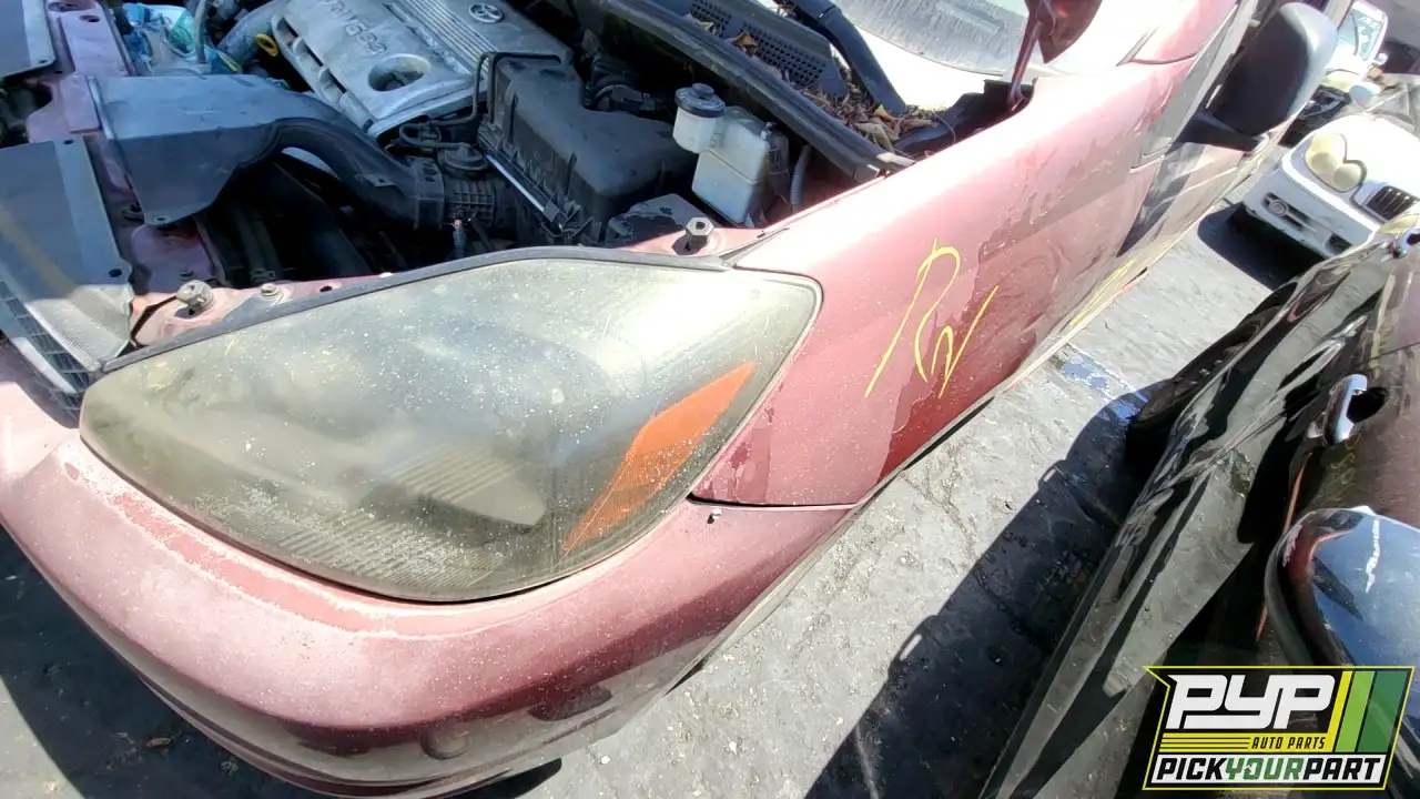 Photo of 2004 Toyota Sienna