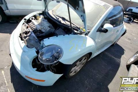 Photo of 2006 Volkswagen Beetle