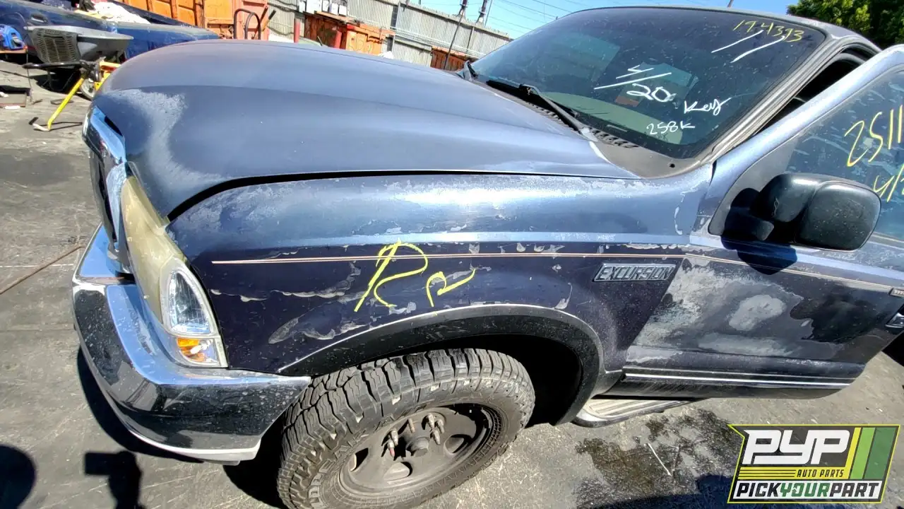 Photo of 2002 Ford Excursion