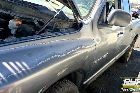 Photo of 2002 Dodge Ram 1500